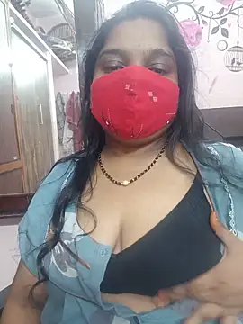 Snapshot of lovely-latha chatting on May 2026 02:37:01 PM lovely-latha online show from May 2026 02:37:01 PM