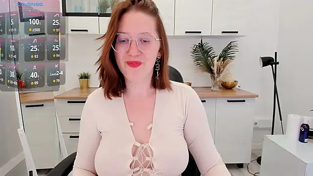Charmy Gracy online show from May 2026 12:22:02 PM