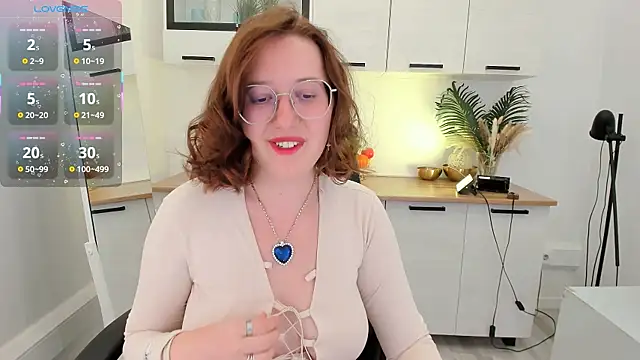 Charmy Gracy online show from May 2026 11:50:01 AM
