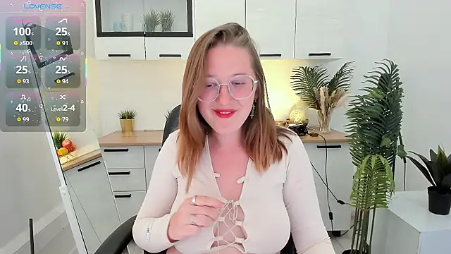 Charmy Gracy online show from April 2026 12:50:01 PM