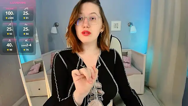 Charmy Gracy online show from October 2025 11:22:02 AM