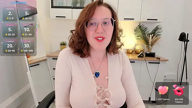 Charmy Gracy online show from May 2026 11:38:01 AM