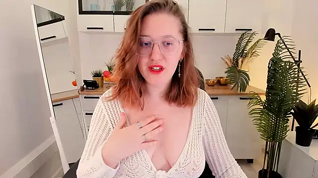 Charmy Gracy online show from March 2026 10:30:01 AM