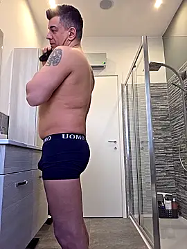 Snapshot of kekko-1982 chatting on March 2025 08:19:02 AM kekko-1982 online show from March 2025 08:19:02 AM