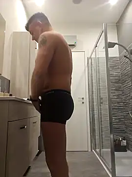 Snapshot of kekko-1982 chatting on January 2025 08:13:02 AM kekko-1982 online show from January 2025 08:13:02 AM