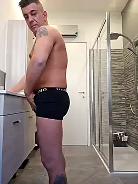 Snapshot of kekko-1982 chatting on January 2025 01:49:02 PM kekko-1982 online show from January 2025 01:49:02 PM