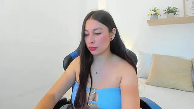 Snapshot of bella_99_ chatting on July 2026 11:51:02 AM bella 99 online show from July 2026 11:51:02 AM