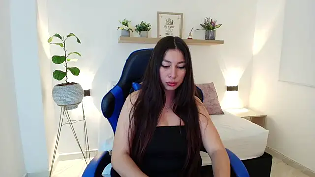 bella 99  online show from April 2026 11:25:02 AM