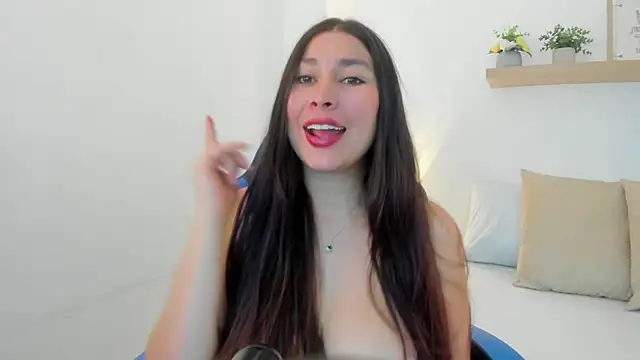 Snapshot of bella_99_ chatting on July 2026 12:14:02 PM bella 99 online show from July 2026 12:14:02 PM