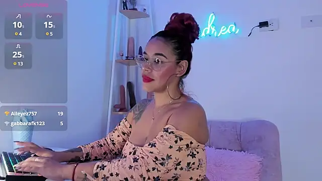 andrea lopezz  online show from March 2025 01:42:02 AM