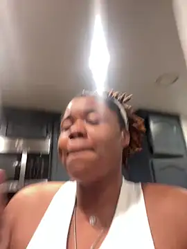 HEARTBREAKBRE online show from April 2026 02:45:02 AM