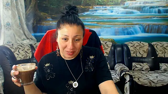 Snapshot of MoistMady chatting on May 2026 10:34:01 AM MoistMady online show from May 2026 10:34:01 AM
