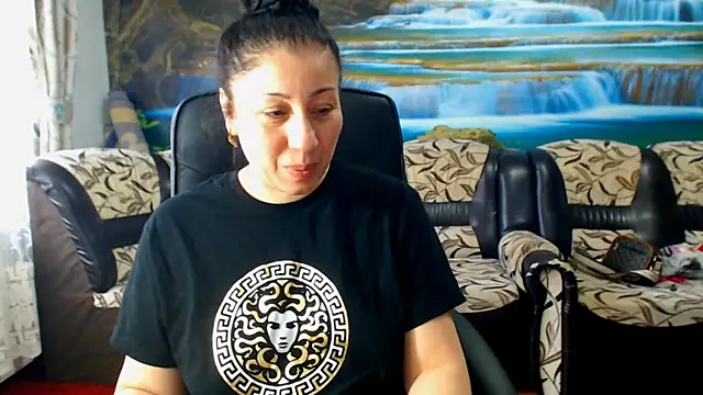 Snapshot of MoistMady chatting on March 2025 06:31:01 AM MoistMady online show from March 2025 06:31:01 AM