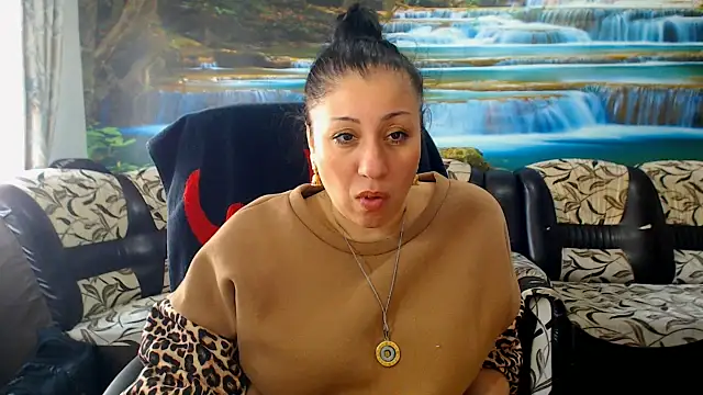 Snapshot of MoistMady chatting on March 2026 09:01:01 AM MoistMady online show from March 2026 09:01:01 AM