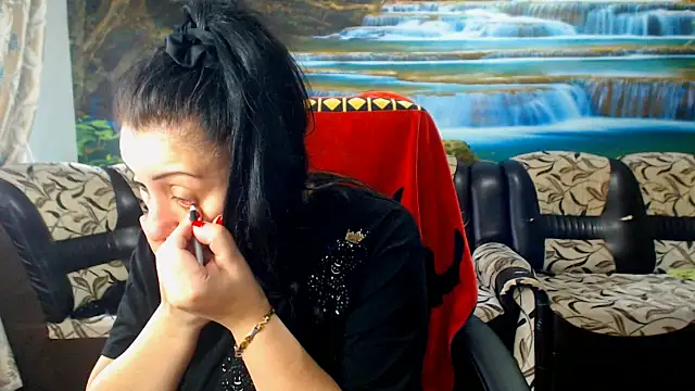Snapshot of MoistMady chatting on February 2026 06:25:02 AM MoistMady online show from February 2026 06:25:02 AM