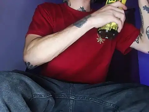 Snapshot of Christian_Stiven1 chatting on February 2025 01:31:02 AM Christian Stiven1 online show from February 2025 01:31:02 AM
