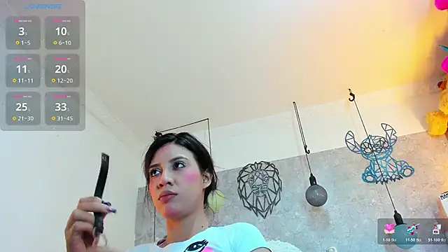 Snapshot of Rebeca_xs chatting on February 2026 08:30:01 PM Rebeca xs online show from February 2026 08:30:01 PM