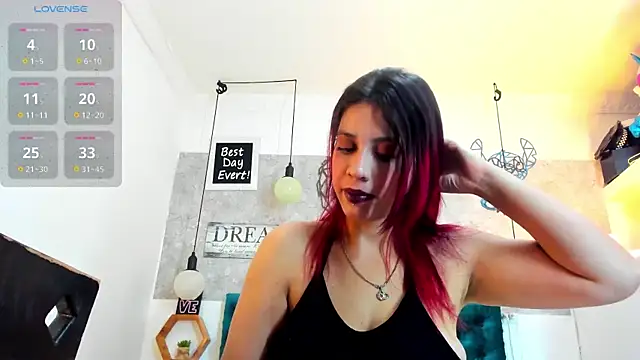 Snapshot of Rebeca_xs chatting on February 2025 07:19:01 AM Rebeca xs online show from February 2025 07:19:01 AM