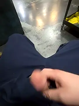 Snapshot of WhiteMeat069 chatting on March 2025 03:40:01 AM WhiteMeat069 online show from March 2025 03:40:01 AM