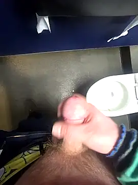 Snapshot of WhiteMeat069 chatting on February 2025 05:09:02 AM WhiteMeat069 online show from February 2025 05:09:02 AM