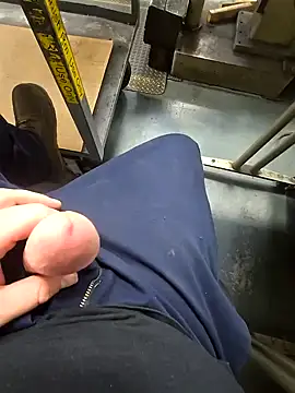 Snapshot of WhiteMeat069 chatting on December 2024 05:01:01 AM WhiteMeat069 online show from December 2024 05:01:01 AM