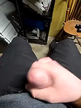 Snapshot of WhiteMeat069 chatting on March 2025 04:10:02 AM WhiteMeat069 online show from March 2025 04:10:02 AM