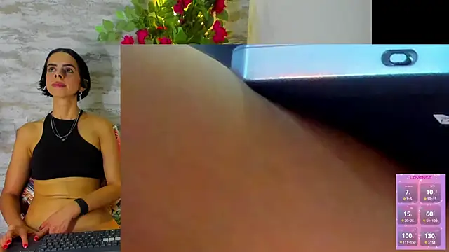 Amelia Myers online show from December 2025 10:53:01 PM