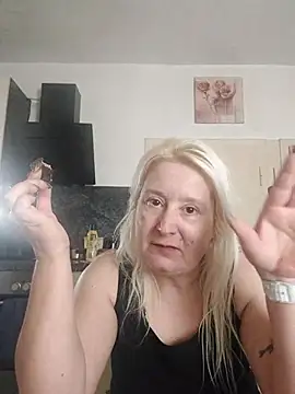 GeileEstelle online show from October 2025 04:40:01 PM