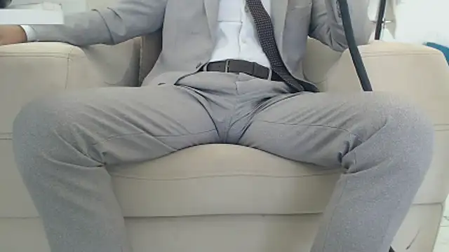 Snapshot of masterxmonster chatting on October 2025 08:37:02 AM masterxmonster online show from October 2025 08:37:02 AM