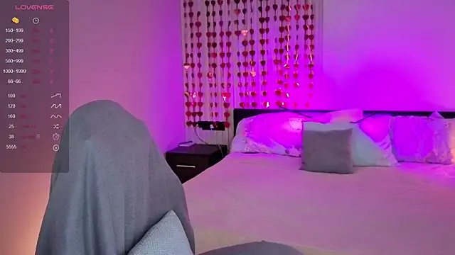 elinanortas online show from April 2026 04:59:01 AM