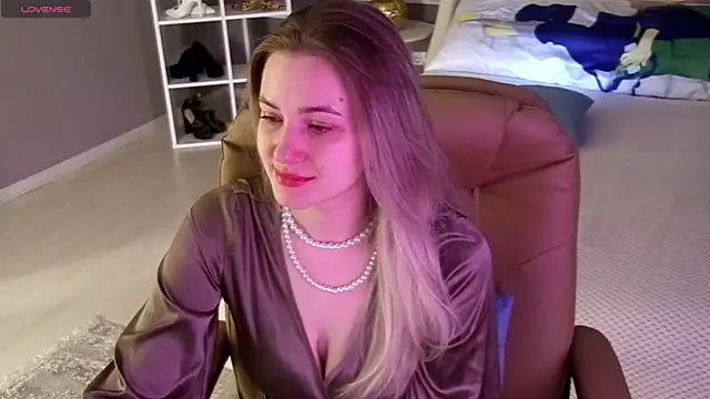 elinanortas online show from October 2025 01:20:02 AM