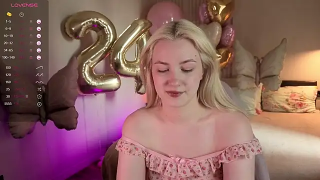 Snapshot of elinanortas chatting on June 2026 06:24:02 AM elinanortas online show from June 2026 06:24:02 AM