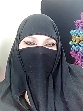 Snapshot of evelyn__salah chatting on October 2025 11:03:01 PM evelyn salah online show from October 2025 11:03:01 PM