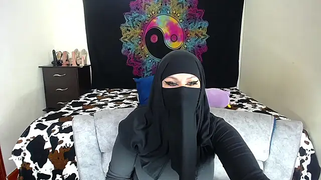 Snapshot of evelyn__salah chatting on November 2025 11:49:01 PM evelyn salah online show from November 2025 11:49:01 PM