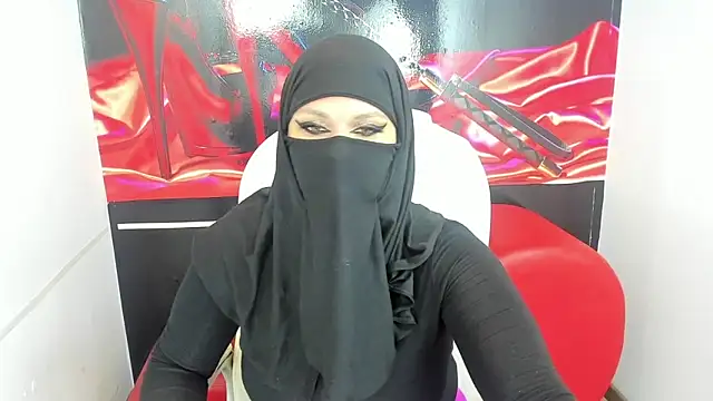 evelyn  salah online show from January 2026 12:39:02 AM