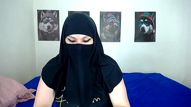 evelyn  salah online show from October 2025 09:26:01 PM