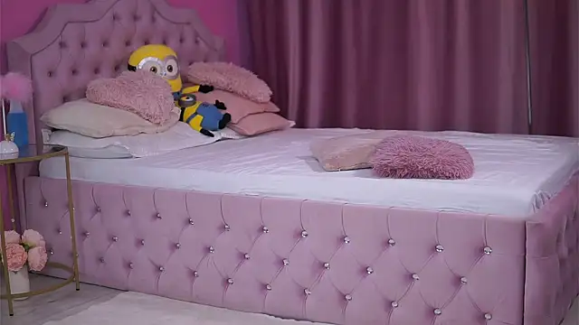AshleySinn online show from October 2025 03:46:01 PM