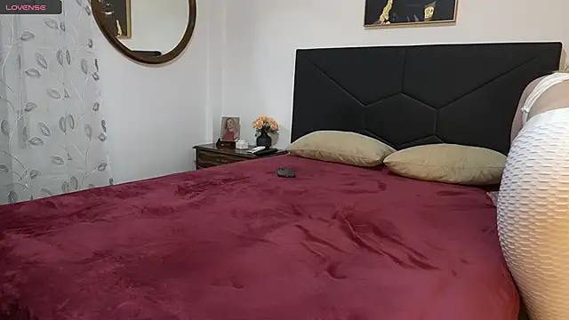 adellle online show from June 2026 09:54:01 AM
