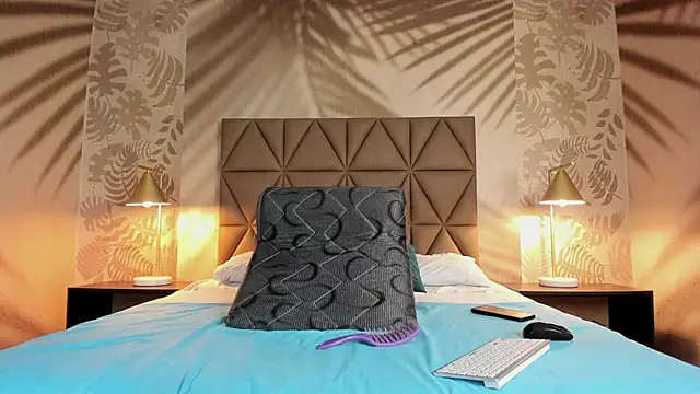 Scarleett 22 online show from October 2025 07:58:02 PM