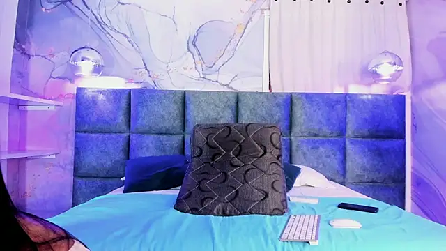 Scarleett 22 online show from September 2025 07:46:02 PM