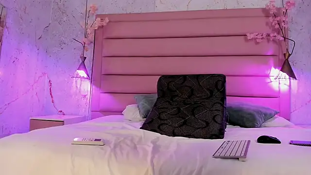 Scarleett 22 online show from December 2025 08:06:02 PM