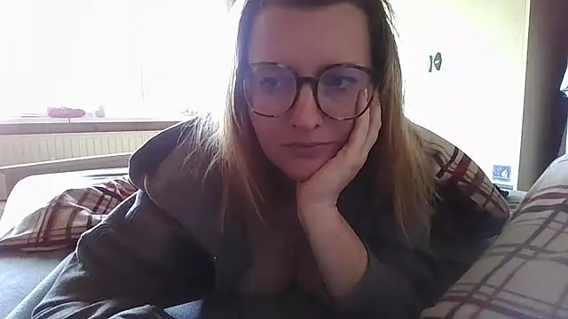 LiquidLeonie online show from March 2026 08:14:01 AM
