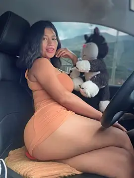 Snapshot of sexi_noemi chatting on November 2025 02:10:01 PM sexi noemi online show from November 2025 02:10:01 PM