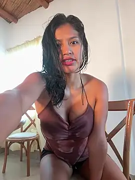 Snapshot of sexi_noemi chatting on March 2025 01:27:02 PM sexi noemi online show from March 2025 01:27:02 PM