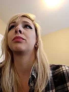 AmethystFoxx online show from November 2025 09:08:01 PM