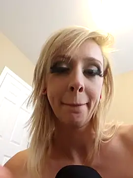 AmethystFoxx online show from March 2026 08:34:02 PM