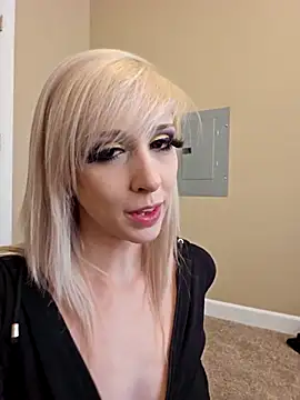 AmethystFoxx online show from September 2025 06:59:02 PM