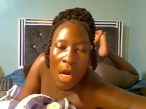 Snapshot of blackcuteebony chatting on March 2025 04:01:02 PM blackcuteebony online show from March 2025 04:01:02 PM