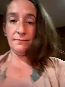Mini And The Bear online show from May 2026 03:39:02 PM