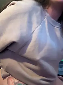 Mini And The Bear online show from March 2026 05:46:01 PM